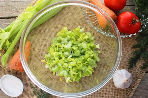 постный салат с сельдереем рецепт фото 2